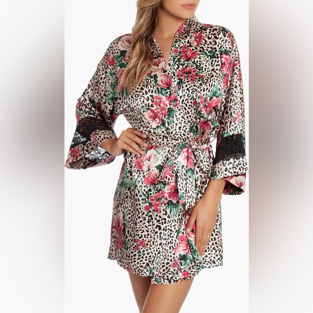 In bloom by Jonquil Floral Print Satin Wrap